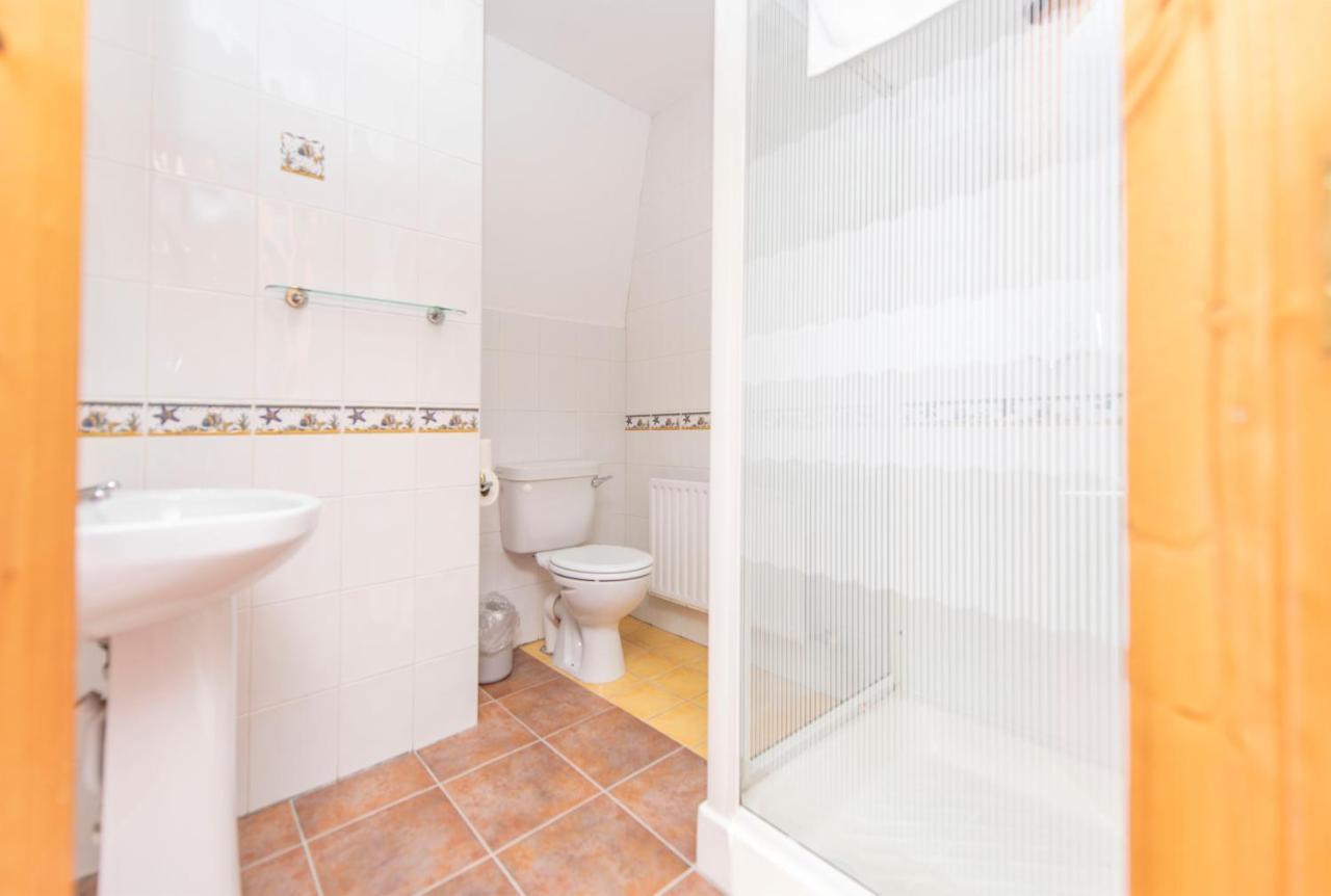 Dingle Marina Lodge מראה חיצוני תמונה